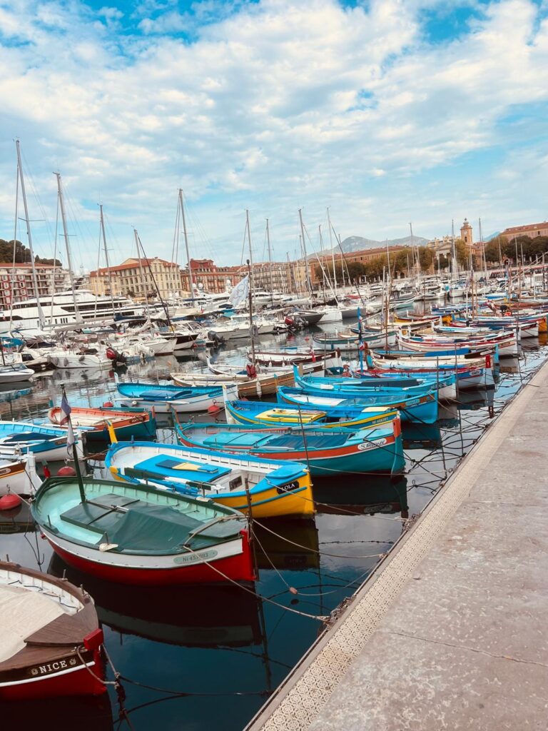 Airbnb, Booking… quelle est la meilleure conciergerie à Nice ?